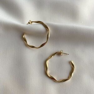 Gold Loop Earing